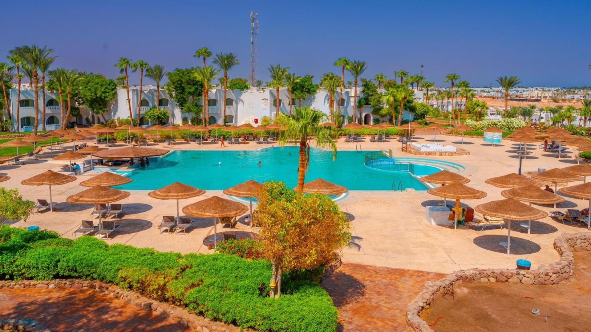 Domina Coral Bay Resort, Diving , Spa & Casino Шарм ел-Шейх Екстериор снимка A resort in Hammamet